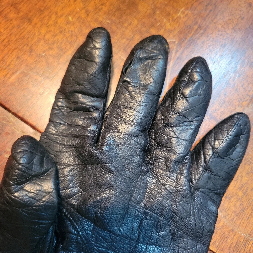 Vintage Black Leather Gloves